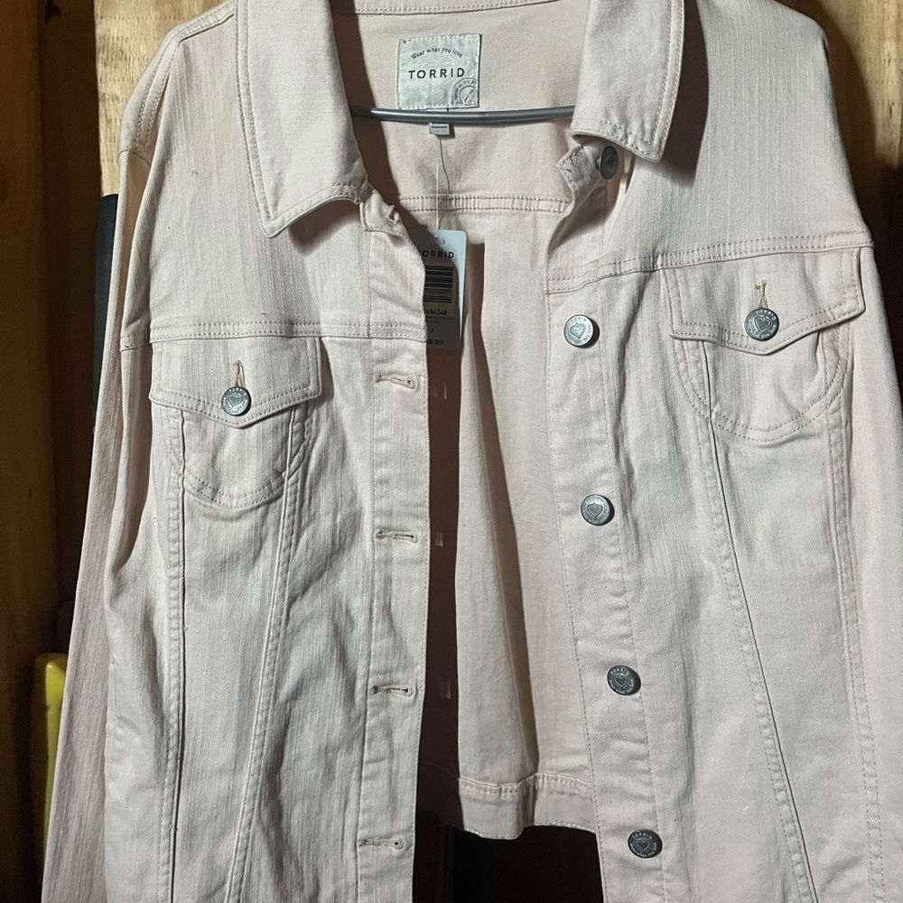 Torrid Women's blush pink Jean Jacket
